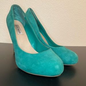 Steven Madden Suede Heels